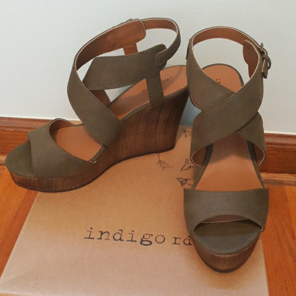 Brand New In Box Indigo Rd Kamryn Heels 10m
